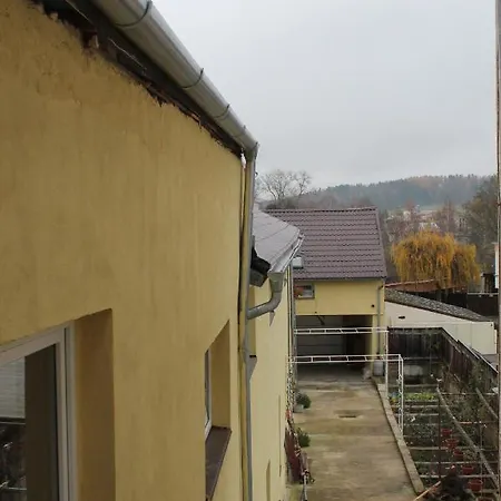 Tv Guest house